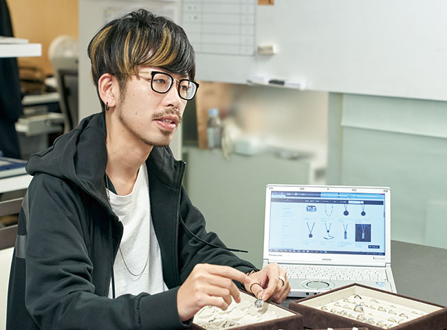 卒業生紹介 東京校 旧 専門学校ヒコ みづのジュエリーカレッジ 卒業生紹介 東京校 旧 専門学校ヒコ みづのジュエリーカレッジ